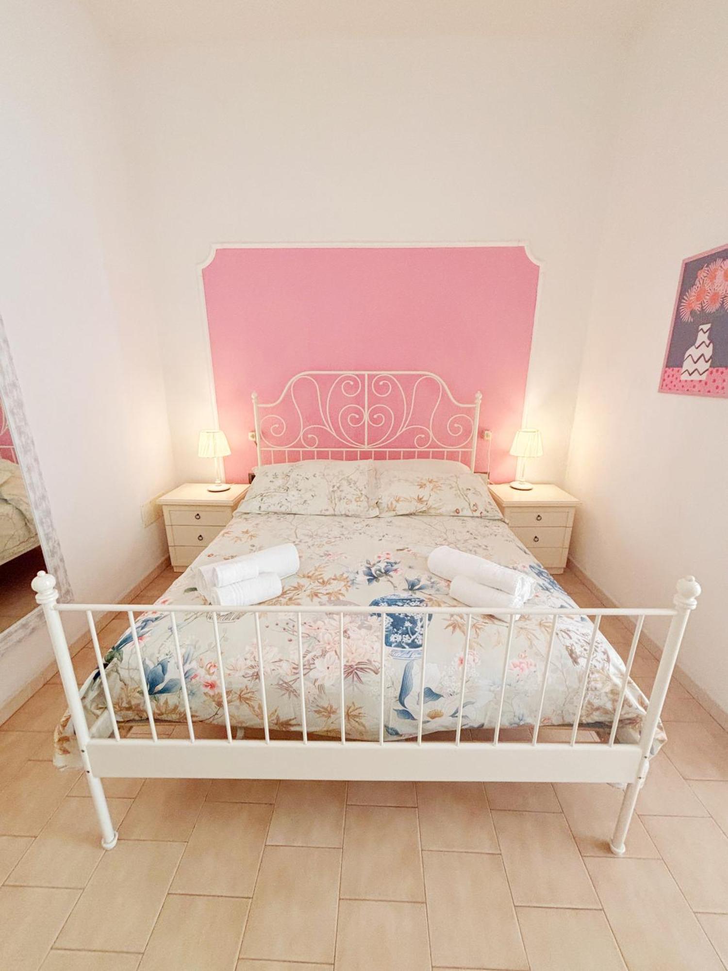 ヴィアレッジョ A Casa Di Mario E Nene Bed & Breakfast エクステリア 写真