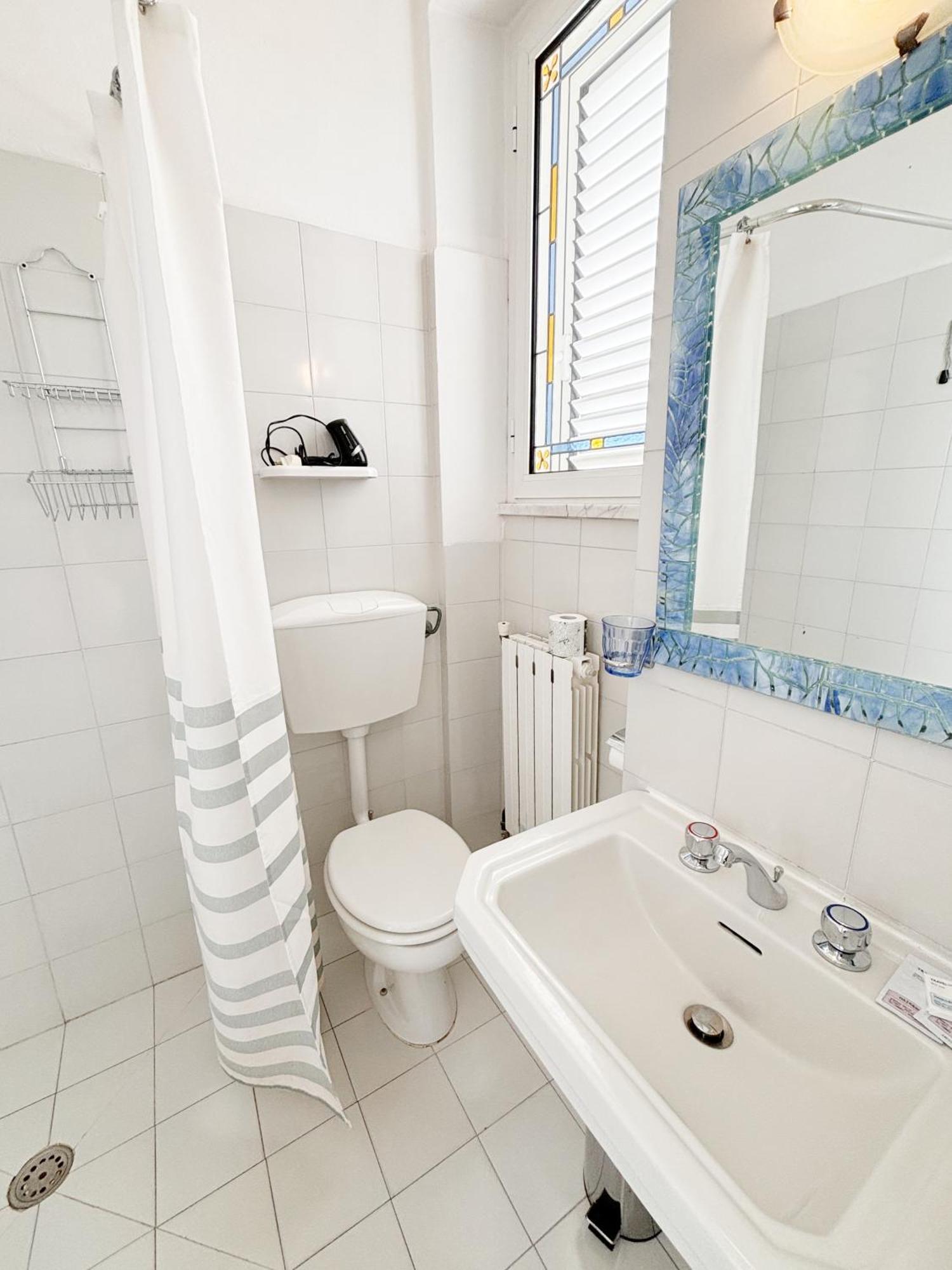 ヴィアレッジョ A Casa Di Mario E Nene Bed & Breakfast エクステリア 写真