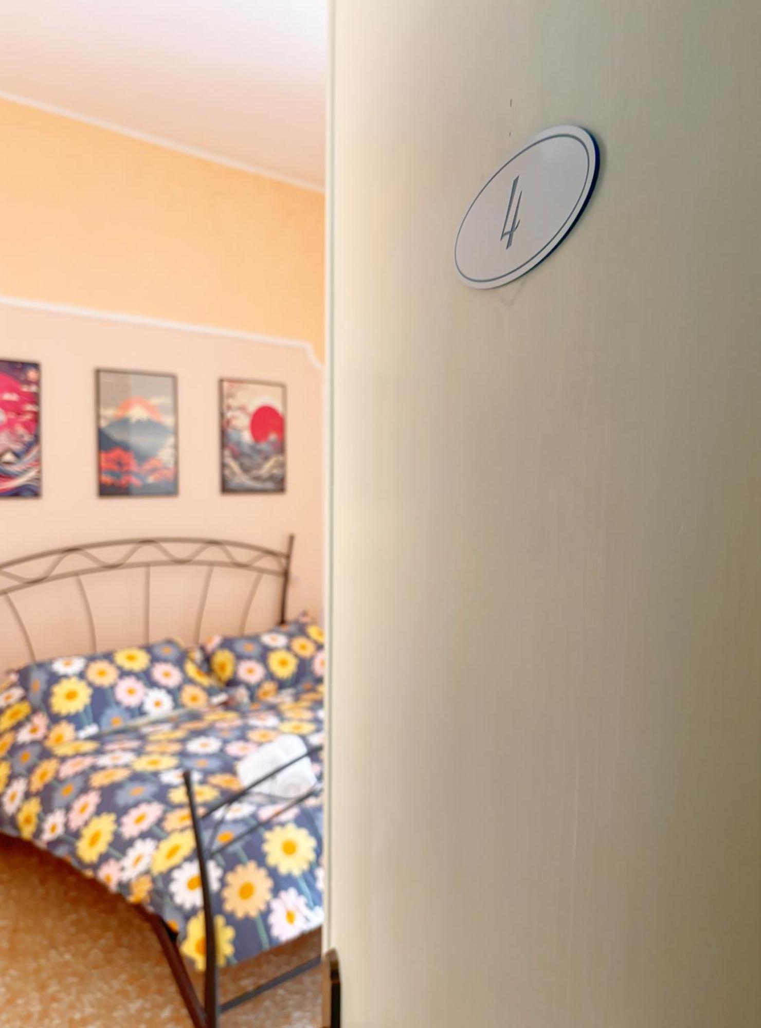 ヴィアレッジョ A Casa Di Mario E Nene Bed & Breakfast エクステリア 写真