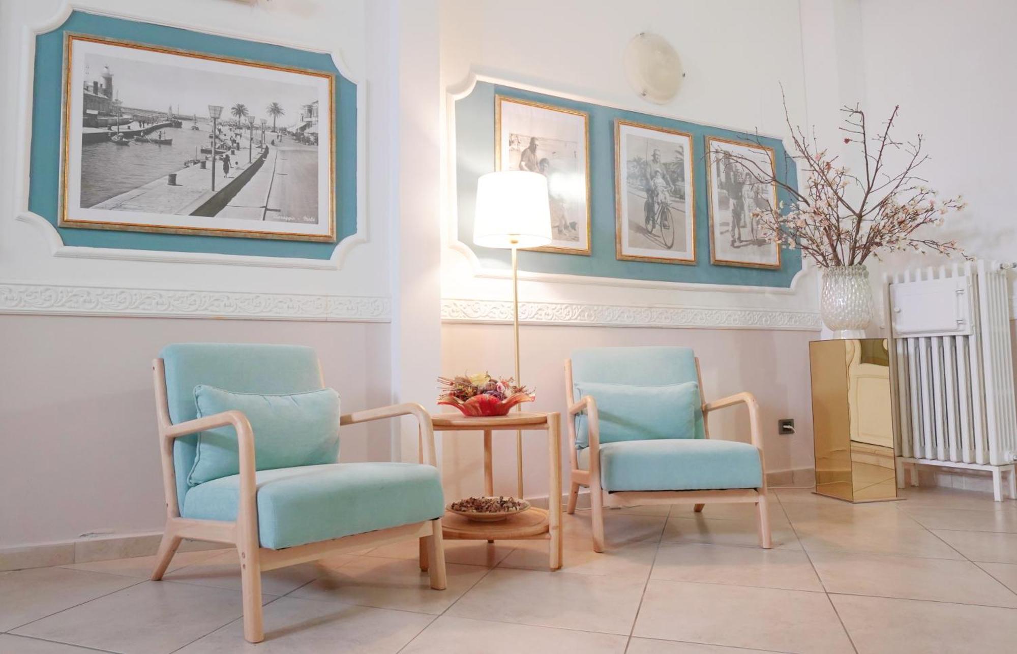 ヴィアレッジョ A Casa Di Mario E Nene Bed & Breakfast エクステリア 写真