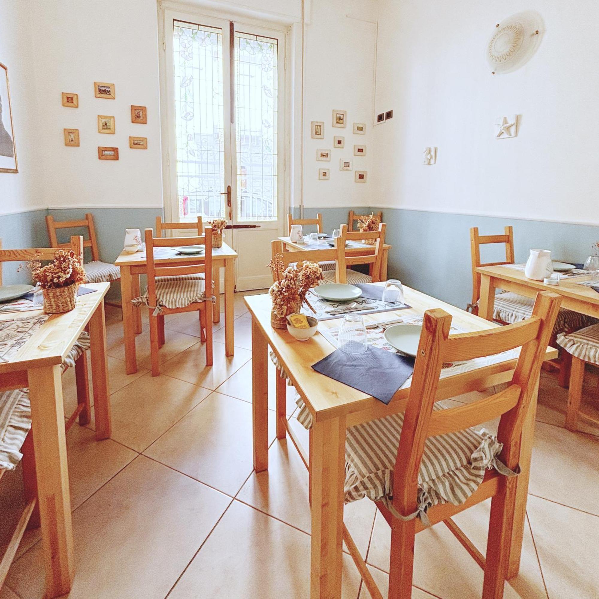 ヴィアレッジョ A Casa Di Mario E Nene Bed & Breakfast エクステリア 写真